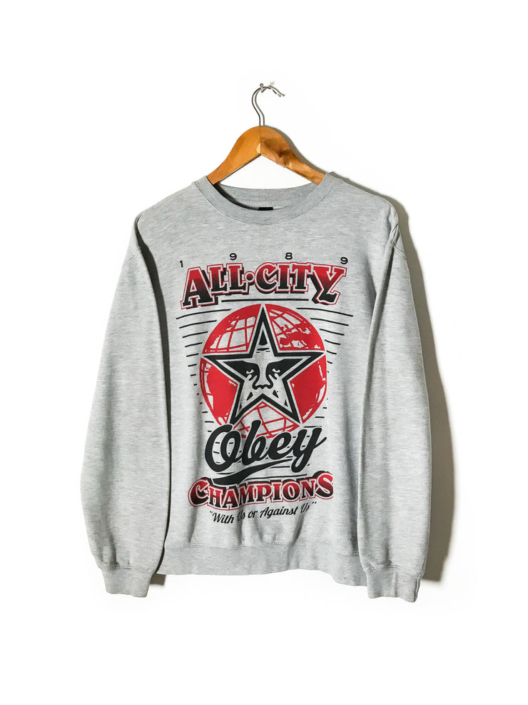 OBEY Propaganda crewneck sweater (M)