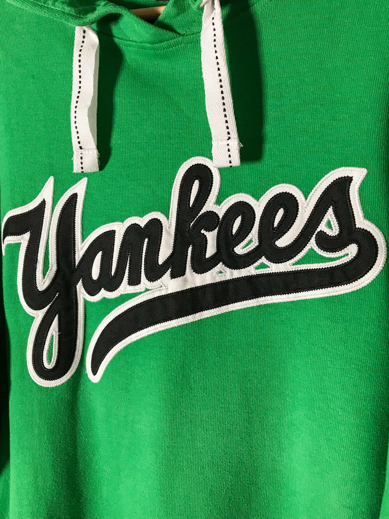 Majestic NY Yankees Green Hoodie (M) – Kvell